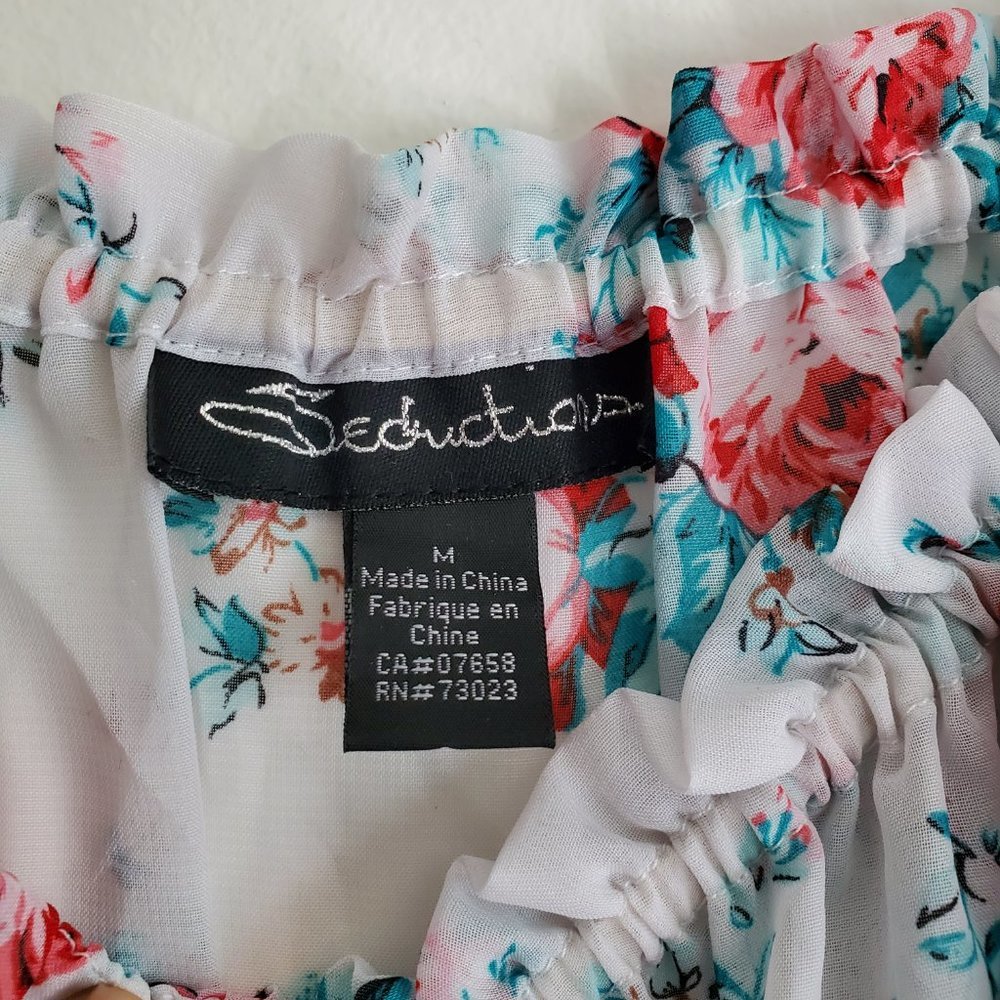 SEDUCTIONS | Flowy floral blouse with bell sleeves and cinched hem (Size M) - Picture 6 of 10